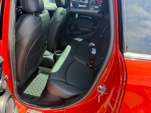Used 2019 MINI Cooper S FWD image 6
