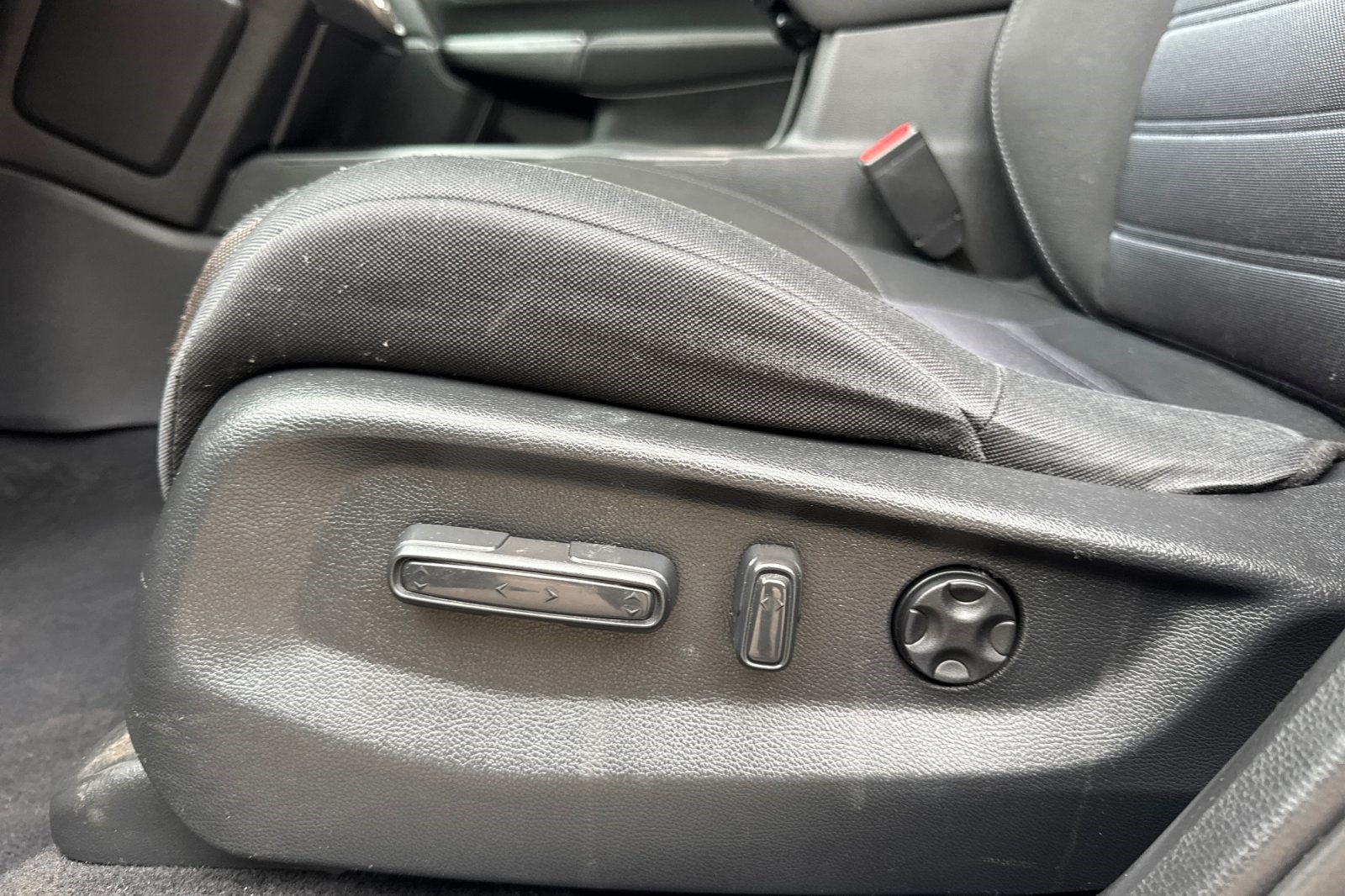 Used 2019 Honda CR-V EX image 15