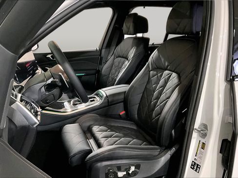 New 2026 BMW X5 M60i AWD/4WD image 13