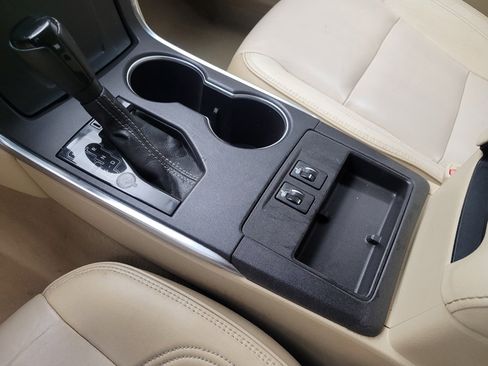 Used 2017 Toyota Camry XLE image 26