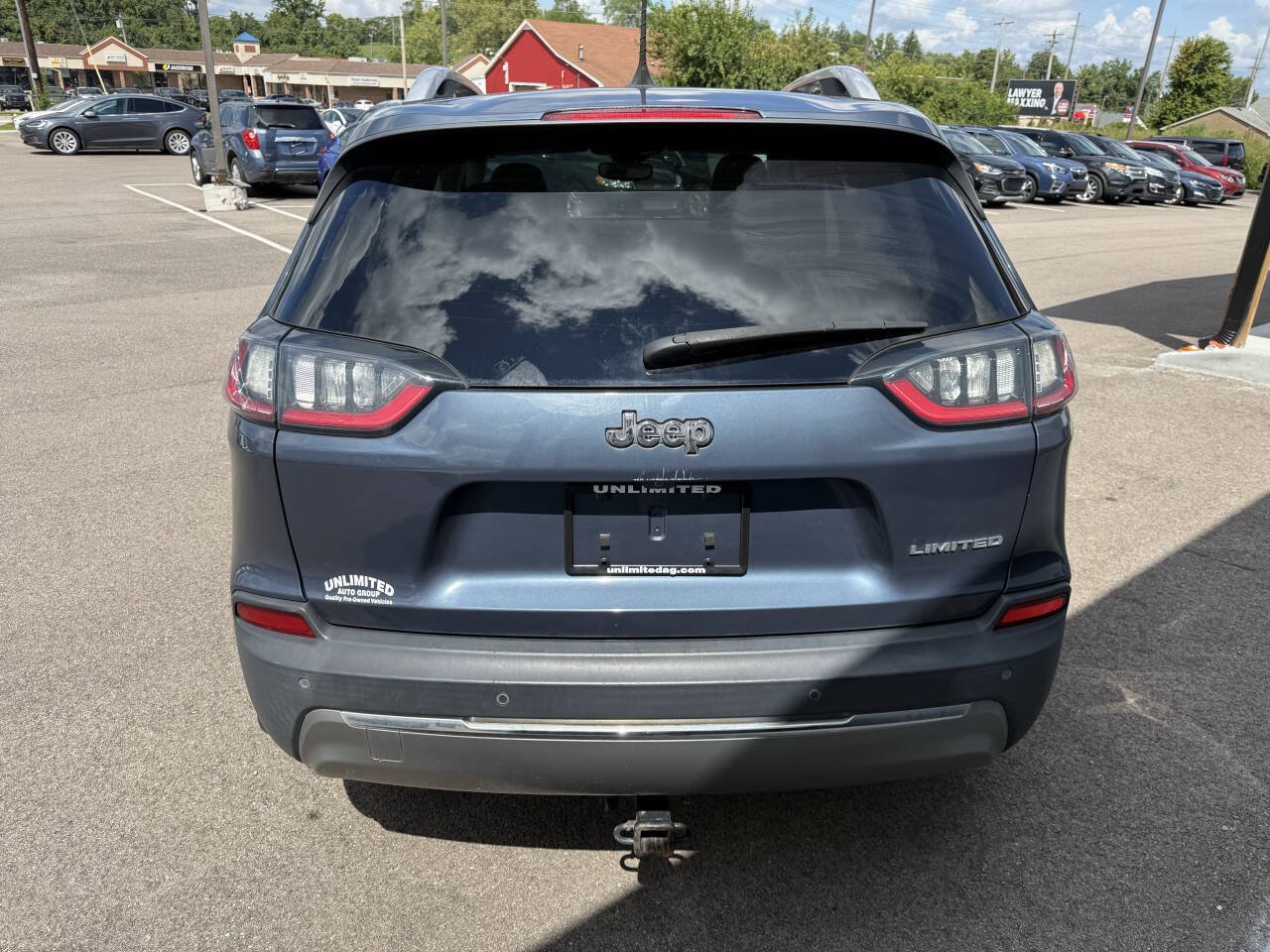 Used 2020 Jeep Cherokee Limited w/ Technology Group FWD image 9