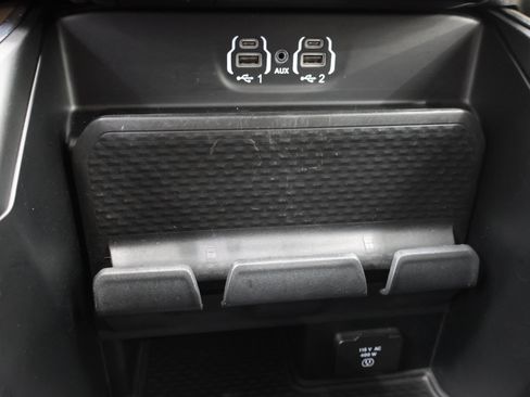 Used 2024 RAM 2500 Laramie AWD/4WD image 47