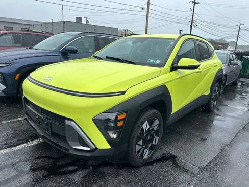 Certified 2025 Hyundai Kona SEL AWD/4WD image 3