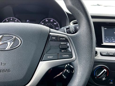 Used 2021 Hyundai Accent SE FWD image 25