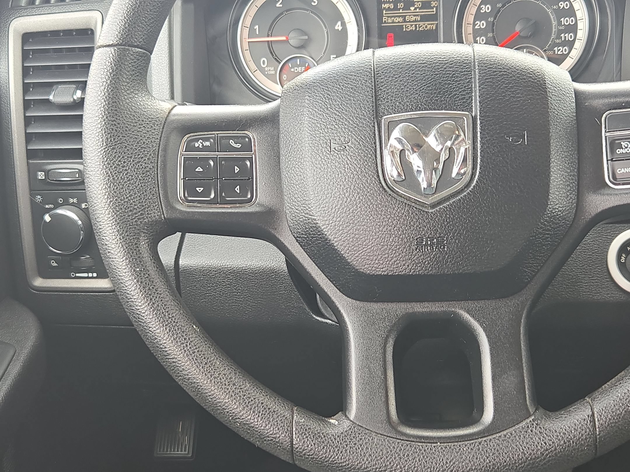 Used 2016 RAM 3500 Tradesman w/ Chrome Appearance Group AWD/4WD image 20
