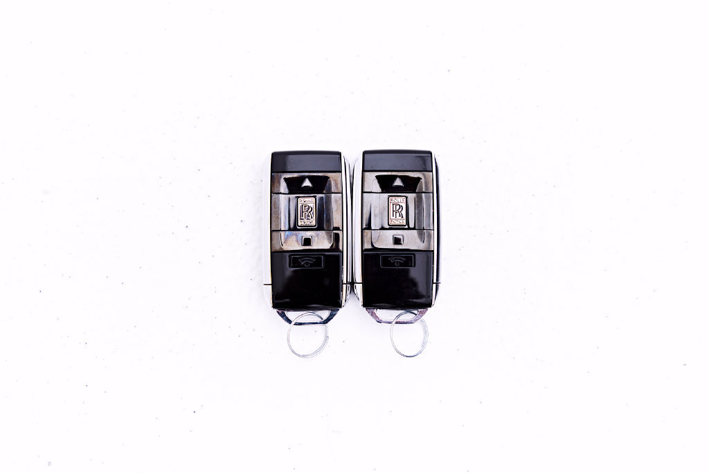 Used 2025 Rolls-Royce Cullinan Black Badge AWD/4WD image 95