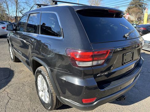 Used 2011 Jeep Grand Cherokee Laredo image 7