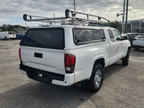 Used 2021 Toyota Tacoma SR image 8