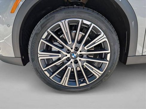 New 2026 BMW X2 xDrive28i w/ Technology Package AWD/4WD image 10