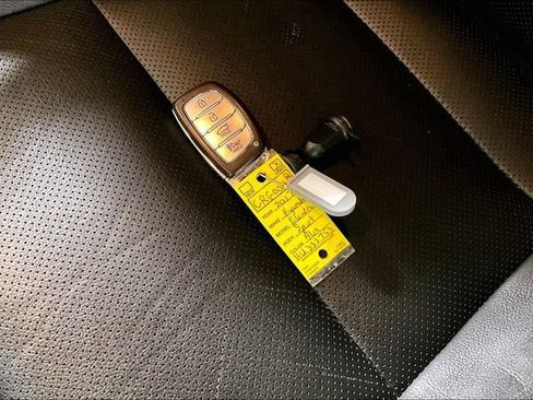 Used 2017 Hyundai Elantra Sport w/ Cargo Package image 10