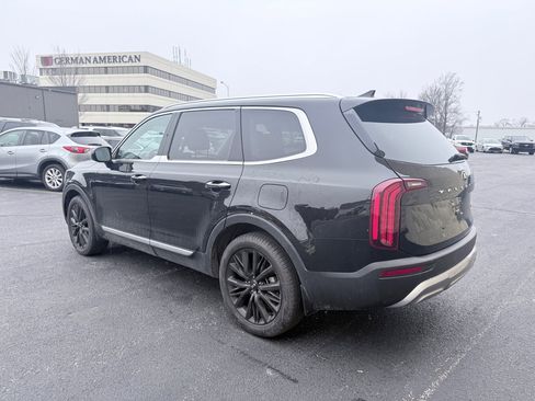 Used 2020 Kia Telluride SX image 3