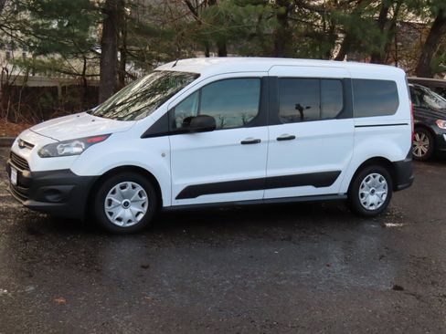 Used 2018 Ford Transit Connect XL image 2