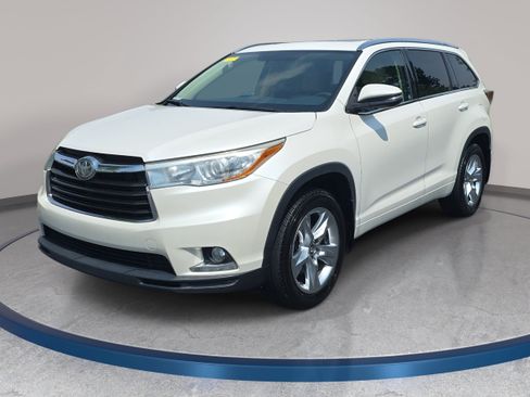 Used 2016 Toyota Highlander Limited w/ Driver Technology Package AWD/4WD image 1