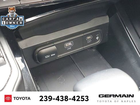 Used 2024 Kia Telluride EX image 32