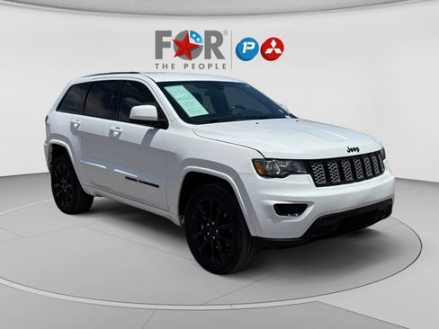 Used 2021 Jeep Grand Cherokee Laredo X RWD image 7