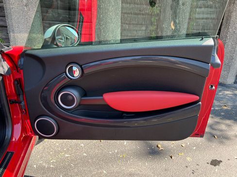 Used 2013 MINI Cooper S image 20