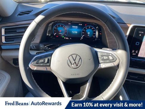 New 2026 Volkswagen Atlas SE image 13