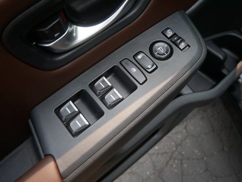 Used 2024 Honda Pilot Elite image 14