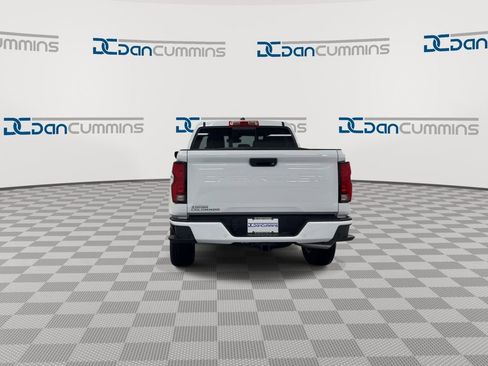 New 2026 Chevrolet Colorado LT w/ LT Convenience Package AWD/4WD image 7