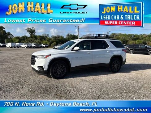 Used 2021 Chevrolet Traverse RS FWD image 3