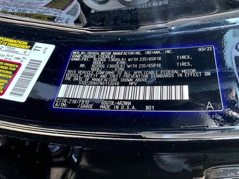 Used 2022 Toyota Highlander LE FWD image 35