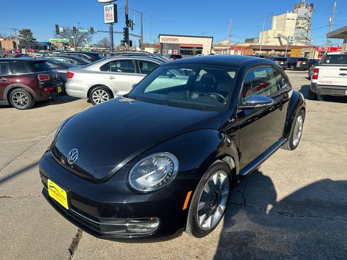 Used 2013 Volkswagen Beetle Turbo image 7