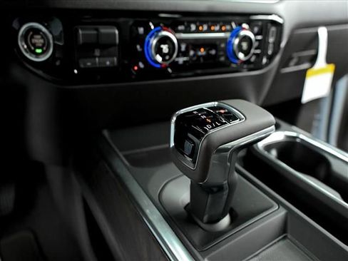 New 2026 GMC Sierra 1500 SLT w/ SLT Premium Plus Package image 25