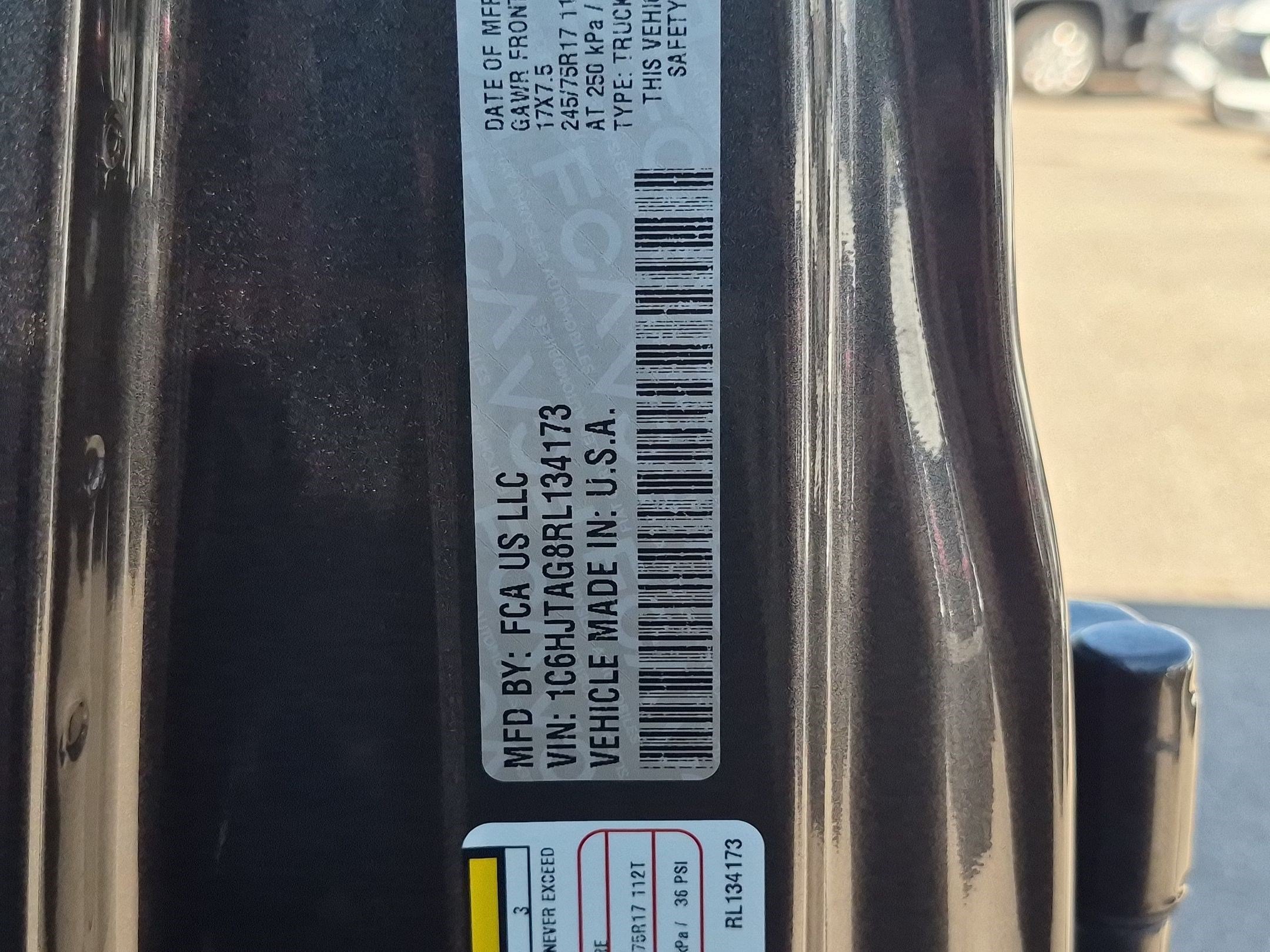 Used 2024 Jeep Gladiator Sport AWD/4WD image 33