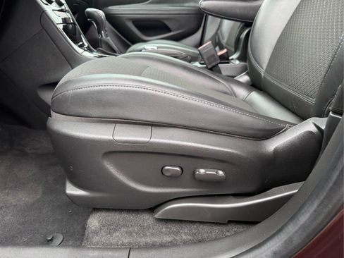 Used 2018 Buick Encore Preferred FWD image 21