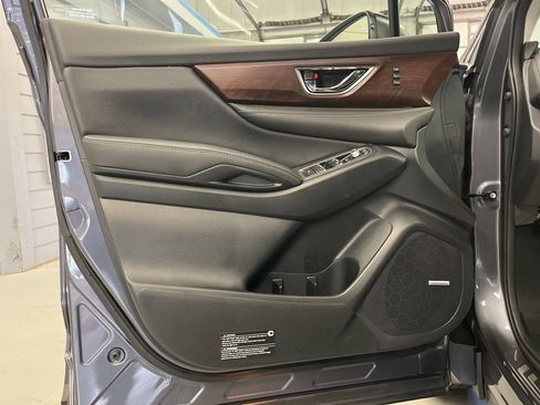 Used 2024 Subaru Ascent Touring image 9