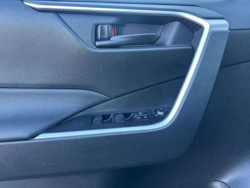 Used 2025 Toyota RAV4 LE image 11