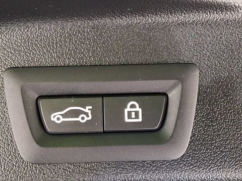 Used 2022 BMW X5 M50i AWD/4WD image 29