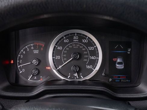 Used 2022 Toyota Corolla LE image 28