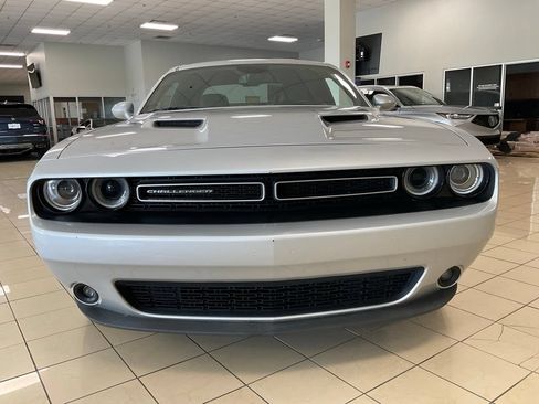 Used 2020 Dodge Challenger SXT w/ Plus Package RWD image 2