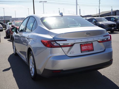 Used 2025 Toyota Camry LE w/ Convenience Package AWD/4WD image 8