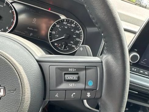 Certified 2024 Nissan Rogue SV w/ SV Premium Package AWD/4WD image 21