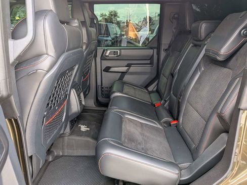Used 2025 Ford Bronco Raptor AWD/4WD image 13