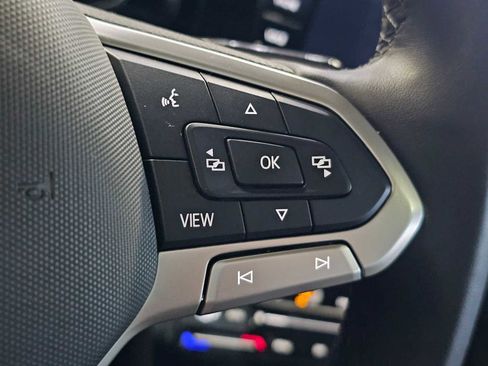 Certified 2025 Volkswagen Jetta SE image 27