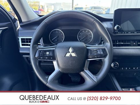 Used 2022 Mitsubishi Outlander ES image 14