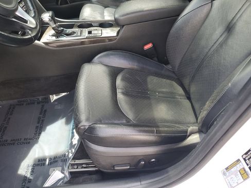 Used 2018 Kia Optima EX w/ Technology Package FWD image 22