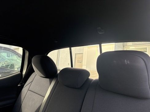 Used 2020 Toyota Tacoma TRD Sport image 32