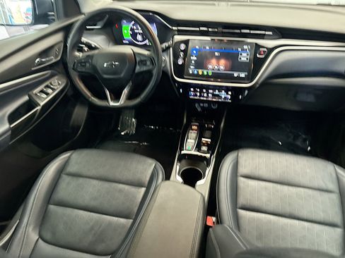 Used 2023 Chevrolet Bolt EUV Premier image 12