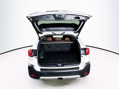 Used 2023 Subaru Outback Touring image 27