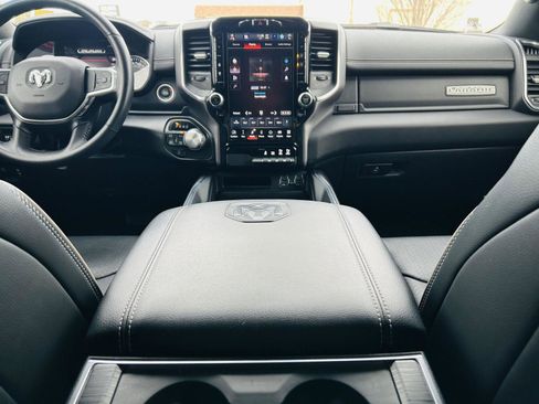 Used 2024 RAM 1500 Laramie image 27