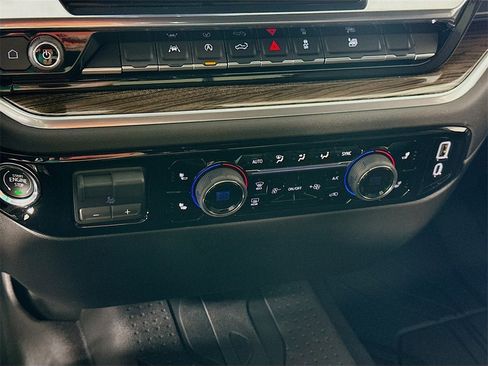 New 2026 Chevrolet Silverado 1500 LT w/ All Star Edition Plus image 11