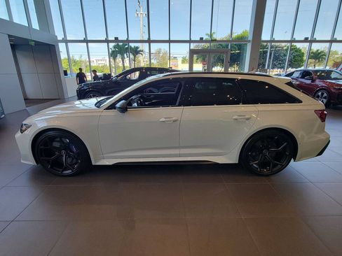 Certified 2025 Audi RS 6 performance AWD/4WD image 3