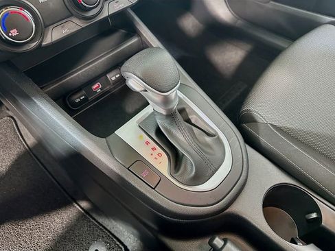 Used 2023 Kia Forte LXS w/ LXS Technology Package image 22