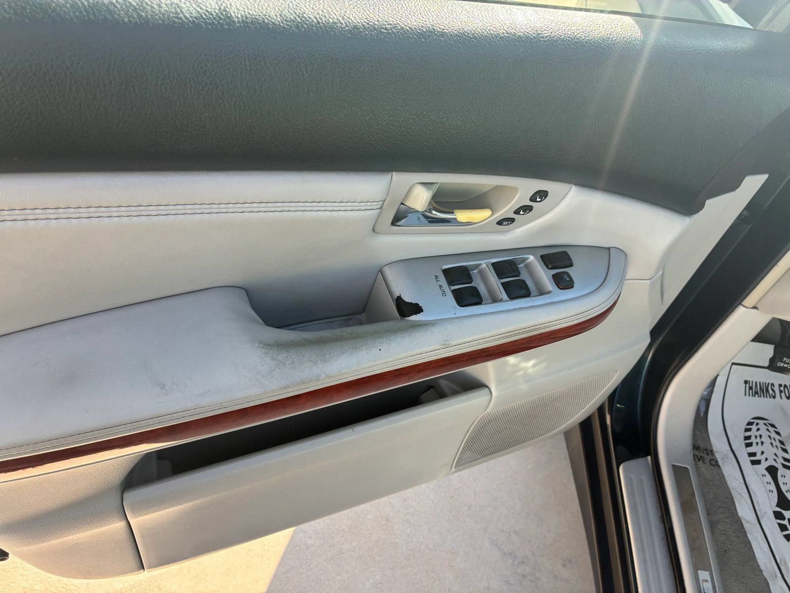 Used 2004 Lexus RX 330 AWD image 9