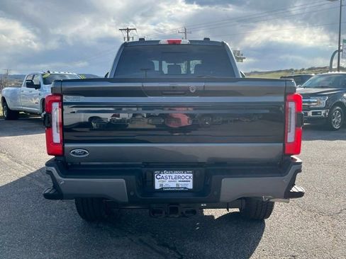 Used 2026 Ford F250 Platinum AWD/4WD image 4