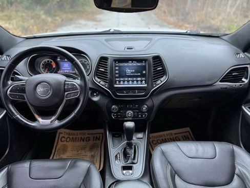 Used 2021 Jeep Cherokee Latitude Lux 80th Anniv w/ Quick Order Package 26U 80TH image 21